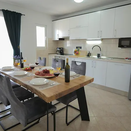 Appartement Providenca Solin